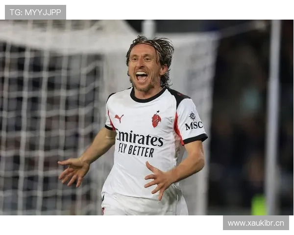 维蒂尼亚 vs 莫德里奇：中场组织与节奏控制差距在哪