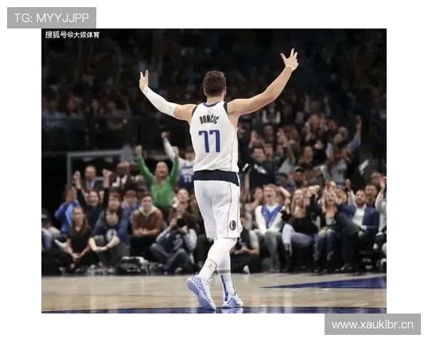 看到卢卡·东契奇私生活那一面，午餐随便一顿身边的奢侈品足以让房贷发抖