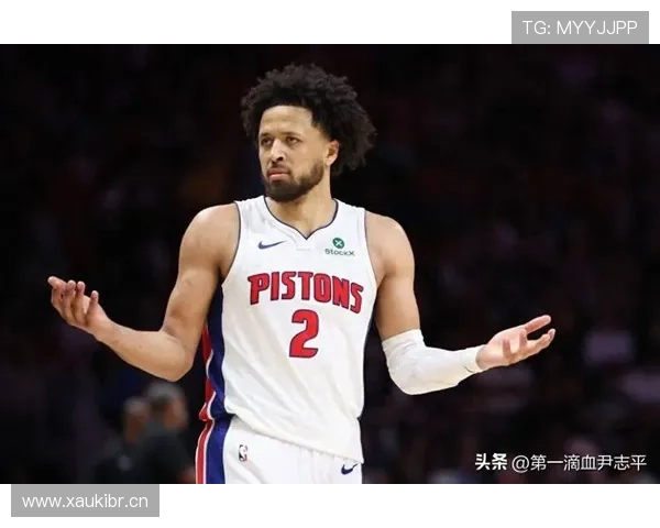 凯德·坎宁安利用挡拆拉开空间，提升队内三分效率明显