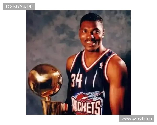 奥拉朱旺靠低位脚步提升内线得分效率领先同期中锋