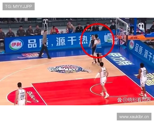 持球规则是什么？篮球中持球时间与移动限制的判罚标准解析